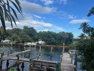 Photo of Listing #F10542325