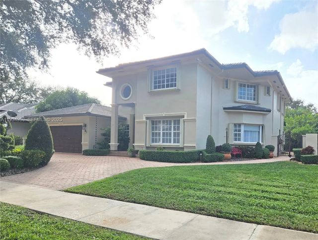 2 of 61 - 16422 Nw 83rd Place, Miami Lakes, FL
