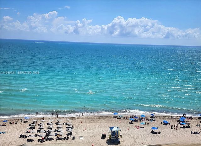3725 S Ocean Drive #425, Hollywood