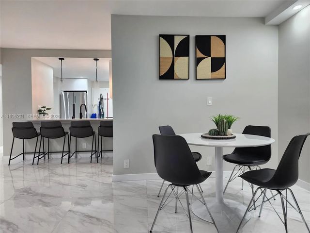 5 of 32 - 3725 S Ocean Drive #425, Hollywood, FL