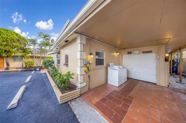 5 of 20 - 6124 Pembroke Road, Miramar, FL