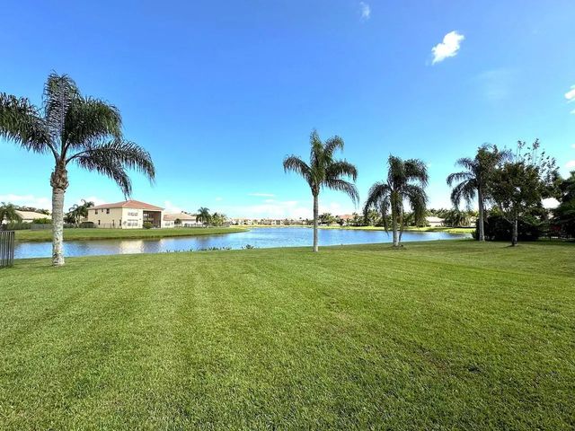 4 of 25 - 1886 Sw Grey Falcon Cir Circle Sw, Vero Beach, FL