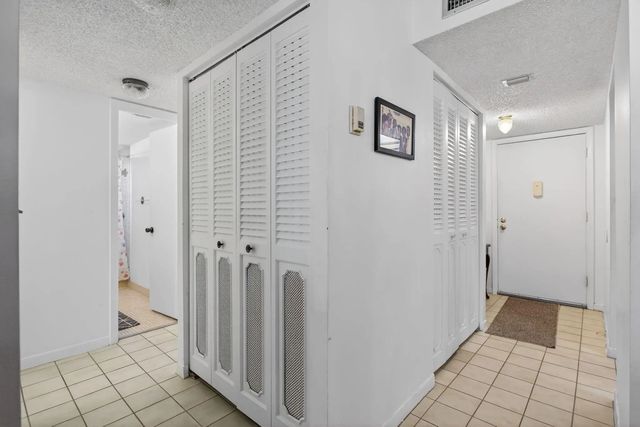 5 of 26 - 3050 Holiday Springs Boulevard #108, Margate, FL