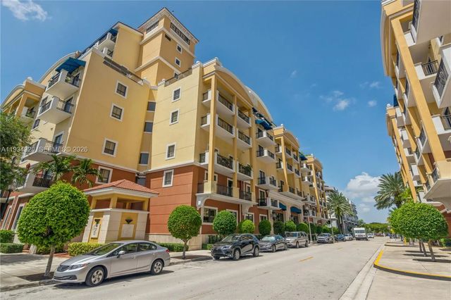 4 of 40 - 8395 Sw 73rd Avenue #417, Miami, FL