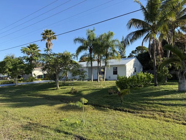 2 of 19 - 2451 Se Berkshire Boulevard, Port St. Lucie, FL