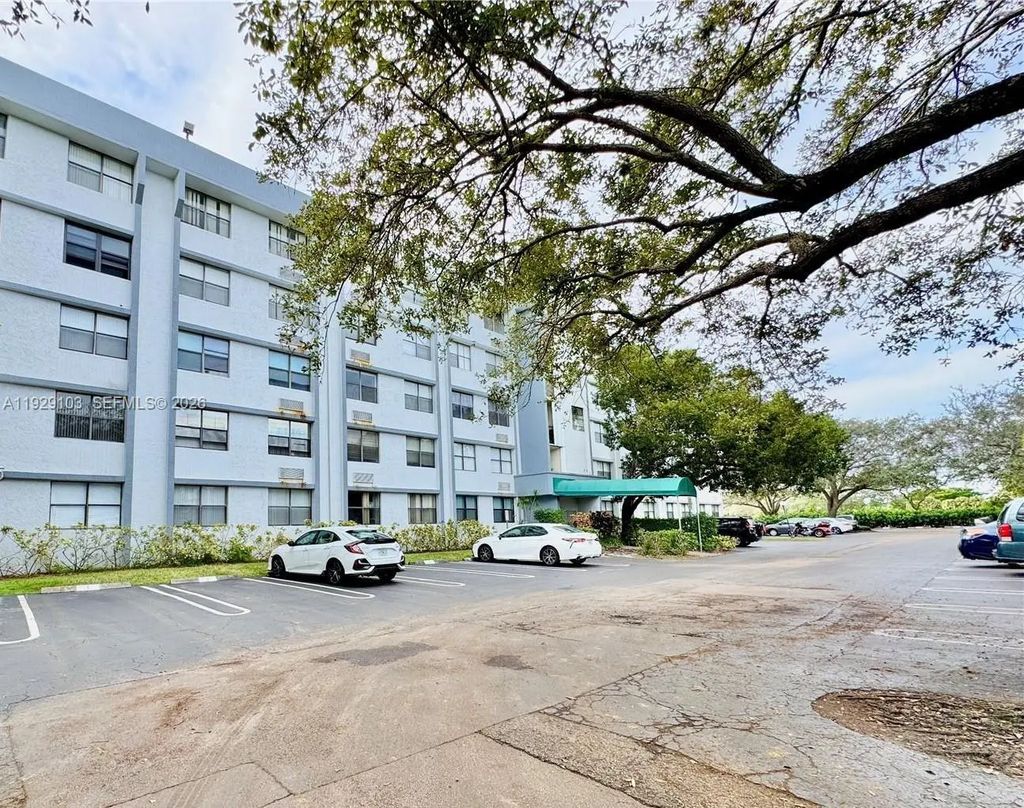 2501 Riverside Drive #207-a, Coral Springs
