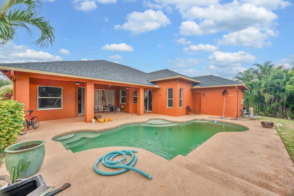 624 Sw Nichols Terrace, Port St. Lucie