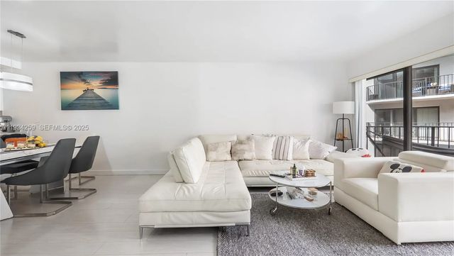 2 of 31 - 2029 N Ocean Boulevard #404, Fort Lauderdale, FL