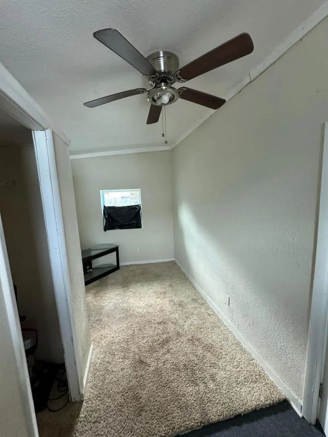 3 of 9 - 812 N 17th Street, Fort Pierce, FL