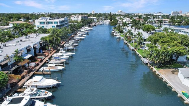 424 Hendricks Isle #6, Fort Lauderdale