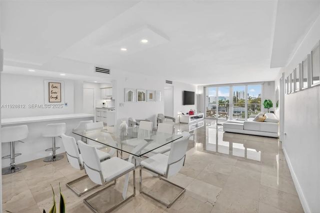 9250 W Bay Harbor Drive #5d, Bay Harbor Islands
