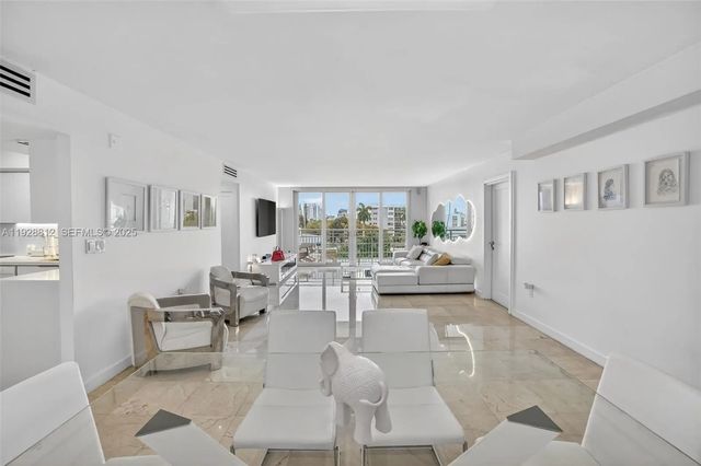 4 of 71 - 9250 W Bay Harbor Drive #5d, Bay Harbor Islands, FL