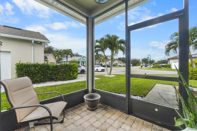 4 of 42 - 110 65th Avenue E, Bradenton, FL