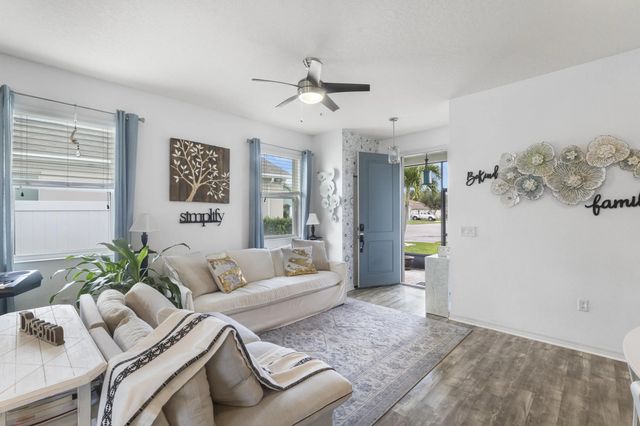 5 of 42 - 110 65th Avenue E, Bradenton, FL