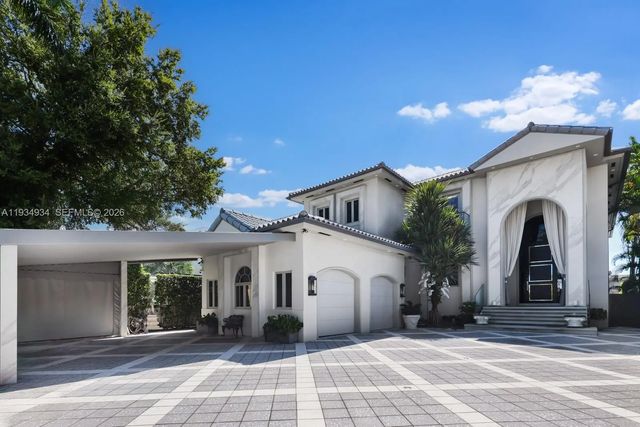 4 of 43 - 176 S Hibiscus Drive, Miami Beach, FL