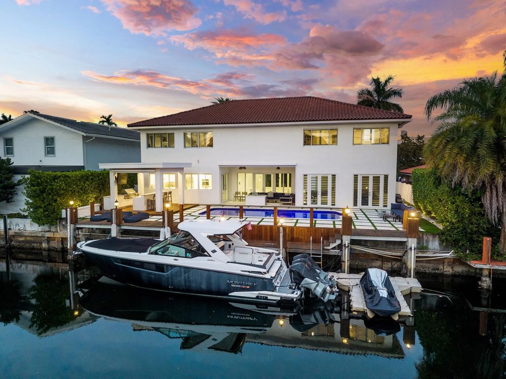 16430 Ne 30th Avenue, North Miami Beach