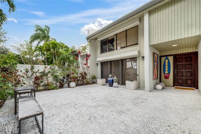 2 of 20 - 7075 Sw 67th Avenue #14, South Miami, FL