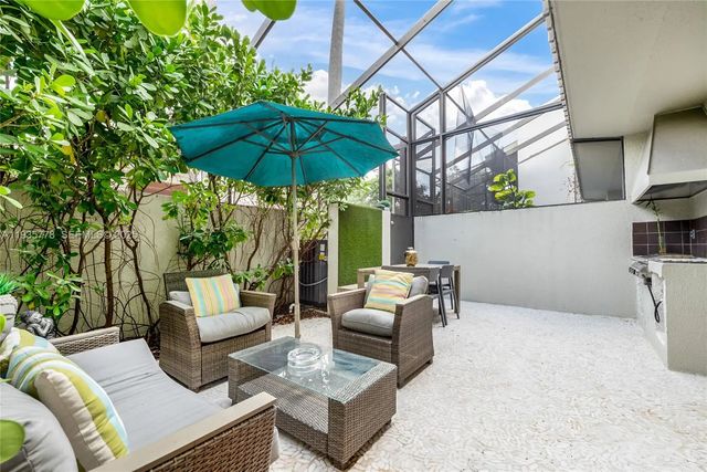 5 of 20 - 7075 Sw 67th Avenue #14, South Miami, FL