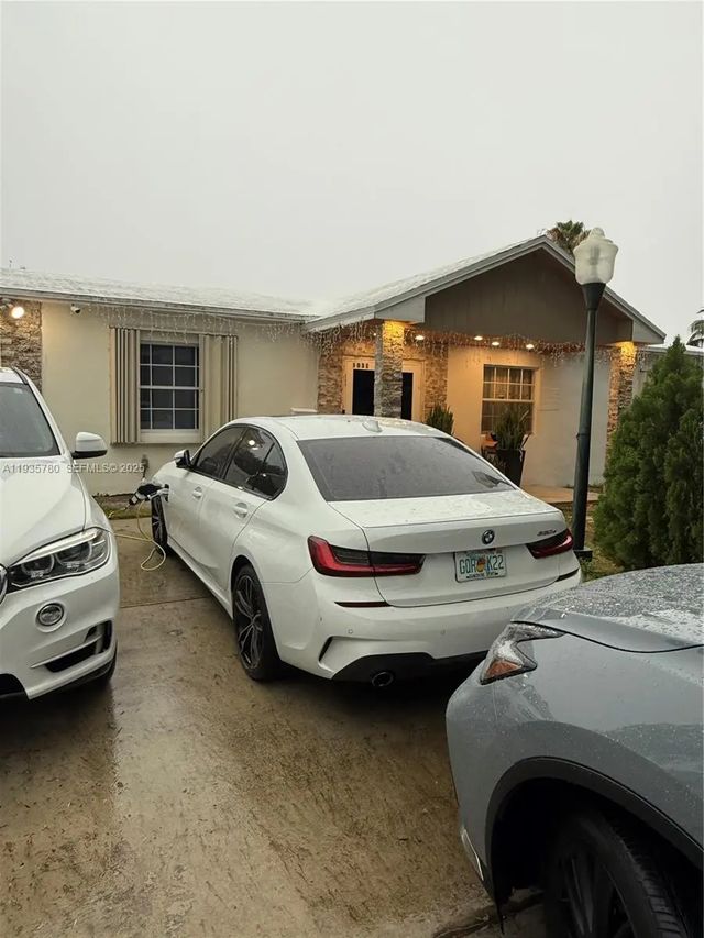 5 of 32 - 1031 Ne 142nd Street, North Miami, FL