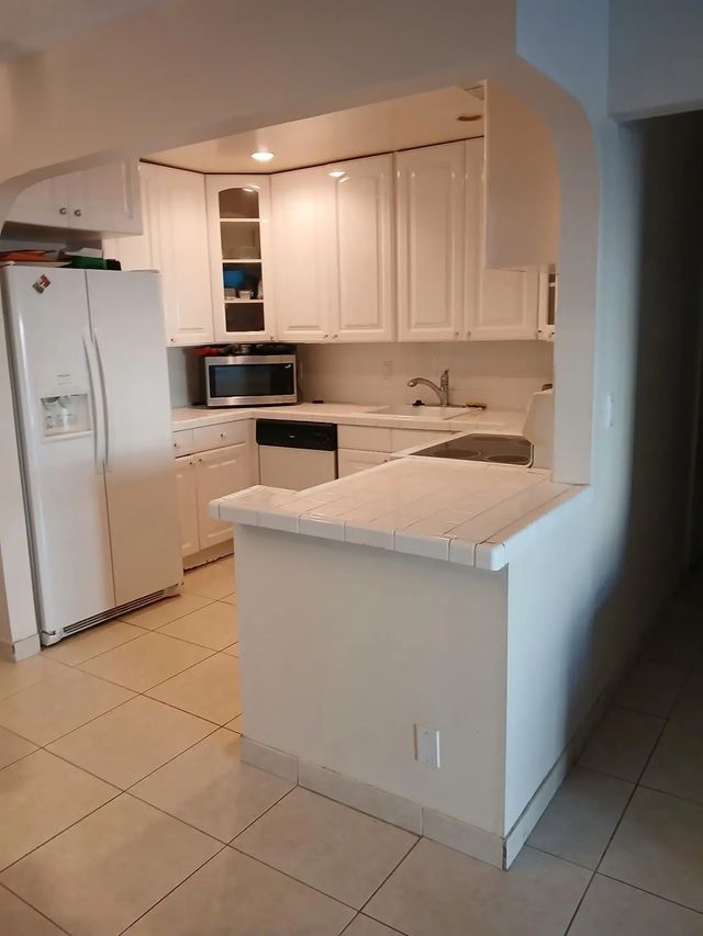 3 of 5 - 6243 Bay Club Drive #2, Fort Lauderdale, FL