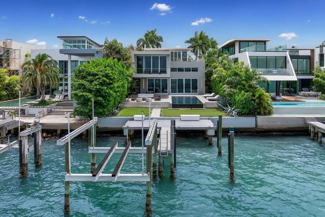2 of 56 - 1379 N Venetian Way, Miami, FL
