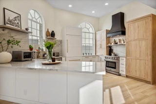 Photo of Listing #R11150120