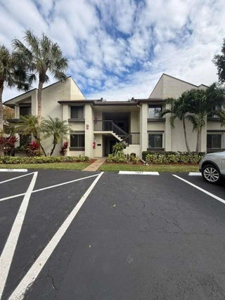 Photo of Listing #F10542686