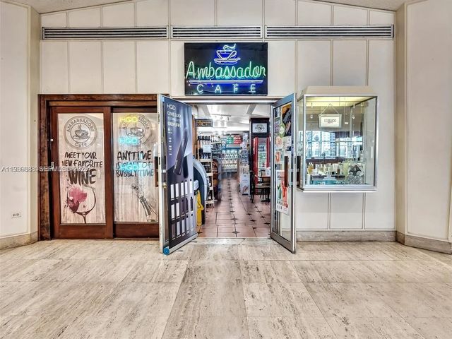 825 Brickell Bay Drive #3cl32, Miami