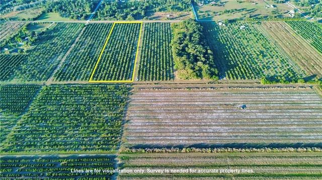 2205 Hicks Road, Lorida