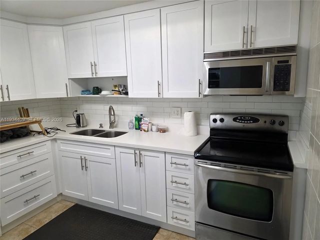 1811 Jefferson Street #501, Hollywood