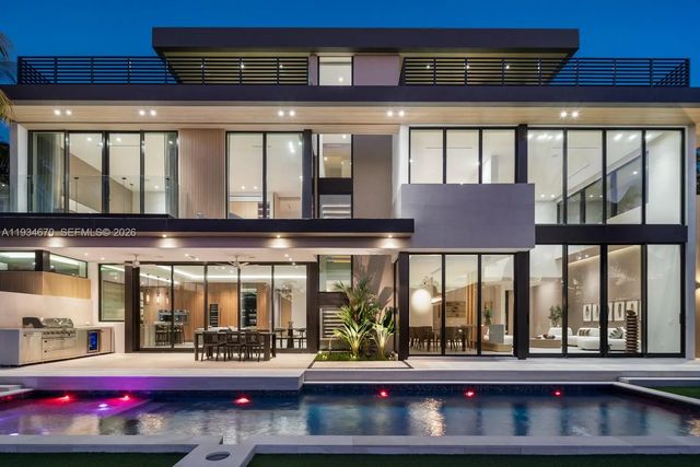 2 of 67 - 641 Flamingo Drive, Fort Lauderdale, FL