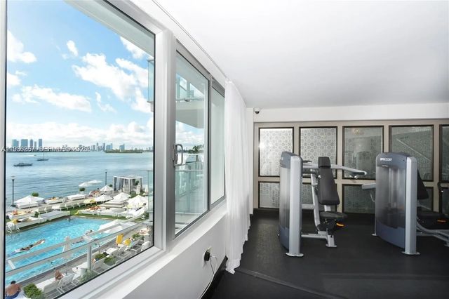 5 of 14 - 1100 West Avenue #1220, Miami Beach, FL