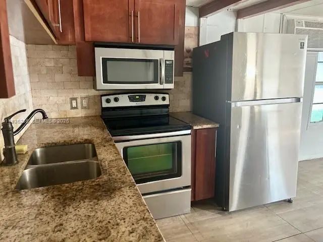 4 of 13 - 8732 Sw 16th Street, Davie, FL