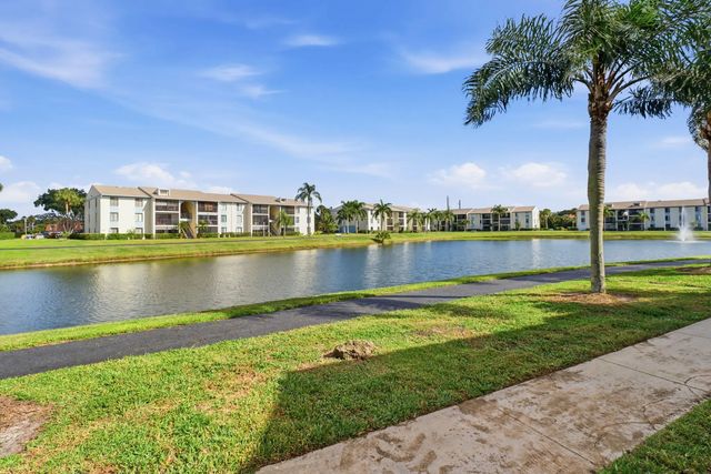 3 of 24 - 1102 Green Pine Boulevard #a1, West Palm Beach, FL