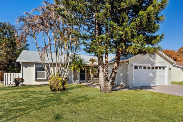 Photo of Listing #F10542603