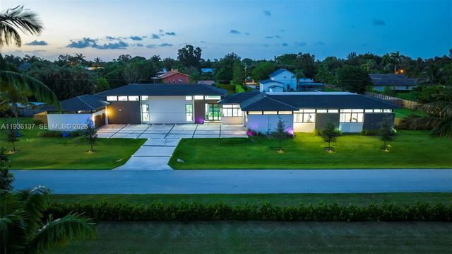 5 of 63 - 11911 Nw 2 Street, Plantation, FL