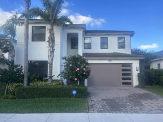 Photo of Listing #R11150323