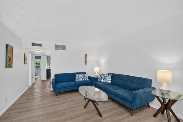 3 of 33 - 2381 Sunset Avenue #216, Lake Worth, FL