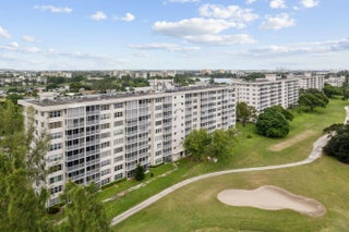 Photo of Listing #R11150347