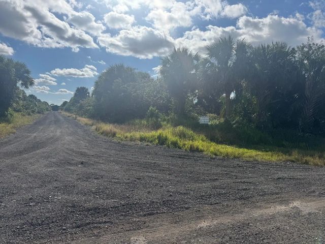 4 of 9 - 0000 Klebs Avenue Sw, Palm Bay, FL