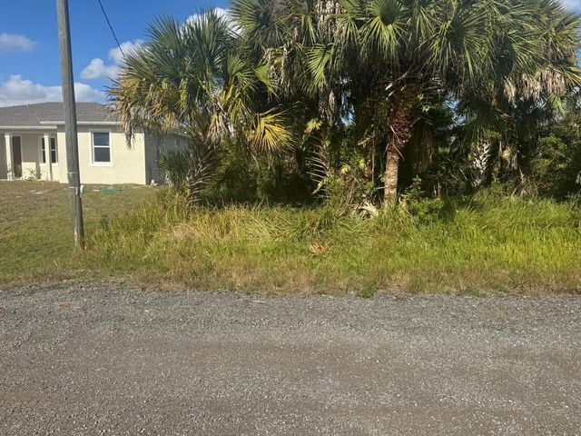 5 of 9 - 0000 Klebs Avenue Sw, Palm Bay, FL