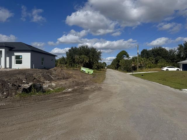 4 of 10 - 0000 Yardley Street Sw, Palm Bay, FL