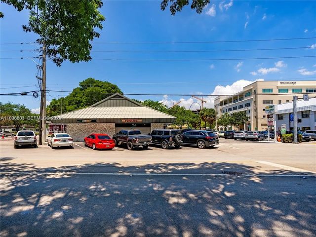 3 of 10 - 7400 Sw 57th Avenue, South Miami, FL