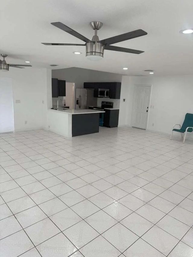5 of 32 - 1334 N Mangonia Drive Drive, West Palm Beach, FL