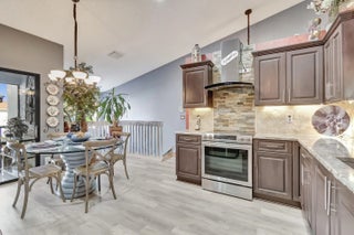 Photo of Listing #R11150444