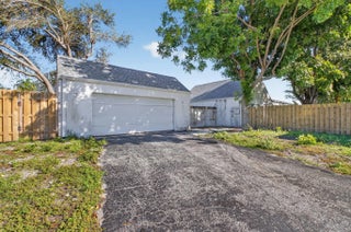 Photo of Listing #R11150513