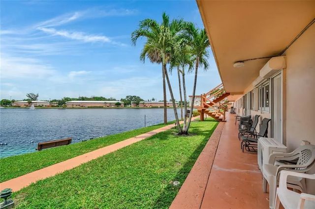 1050 Sw 11th Street #1l, Hallandale Beach