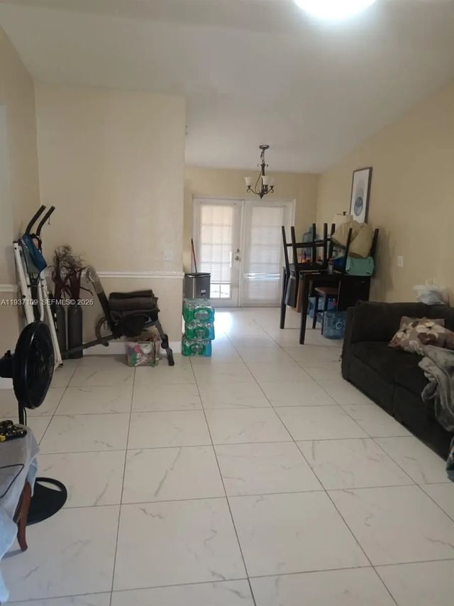 4 of 9 - 3917 4, Lehigh Acres, FL