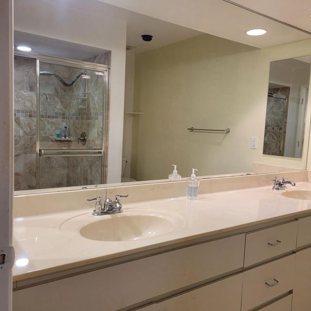 5 of 12 - 135 Meander Circle, Royal Palm Beach, FL