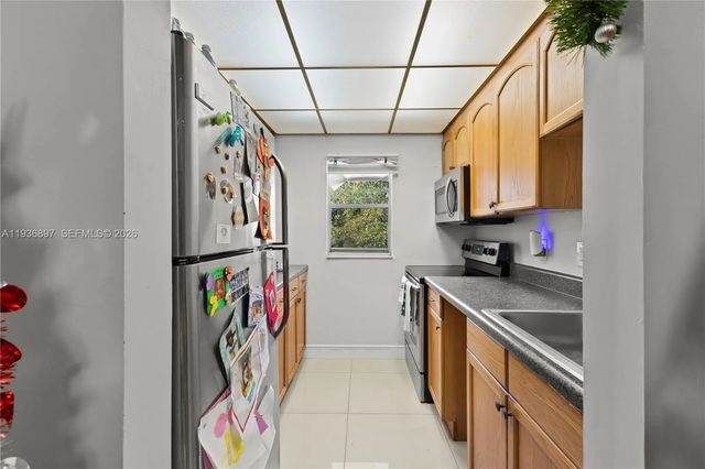 3 of 23 - 7501 Nw 16th Street #3303, Plantation, FL